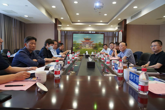 柳叶湖旅游度假区管委会来半岛online(中国)考察座谈