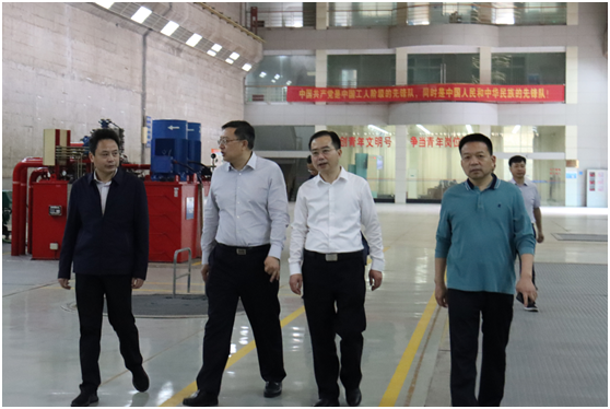 省国资委党委委员、副主任毛育新带队赴半岛online(中国)株洲航电分公司开展安全生产督查