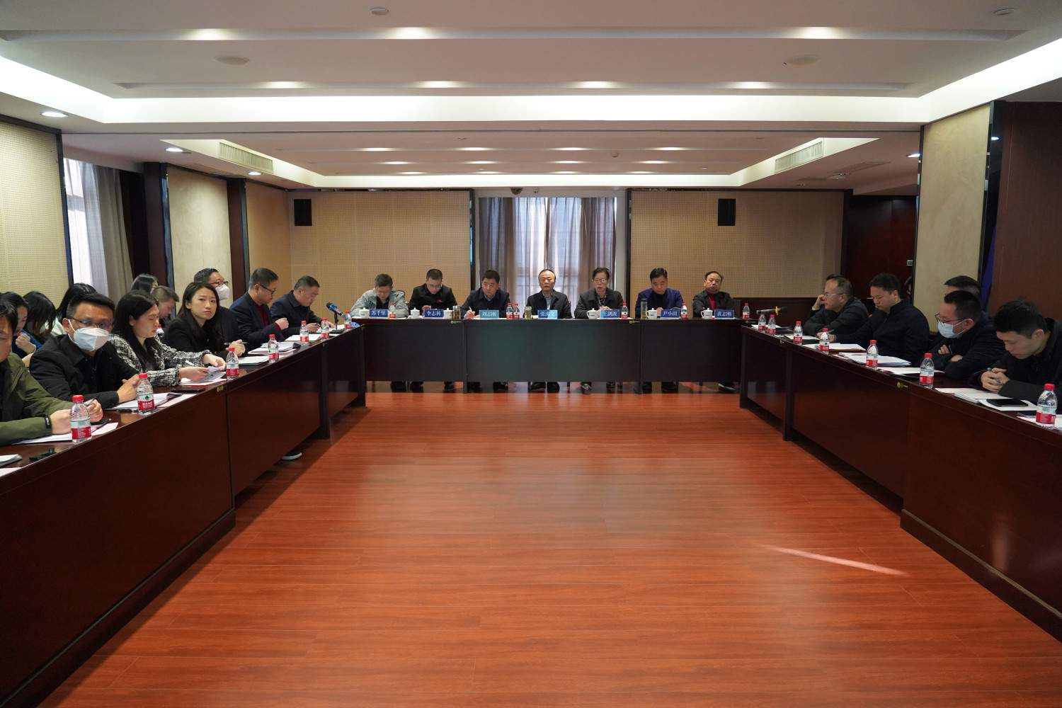 务虚求实起好步 谋定而动布好局——半岛online(中国)召开2023年经营发展工作务虚会