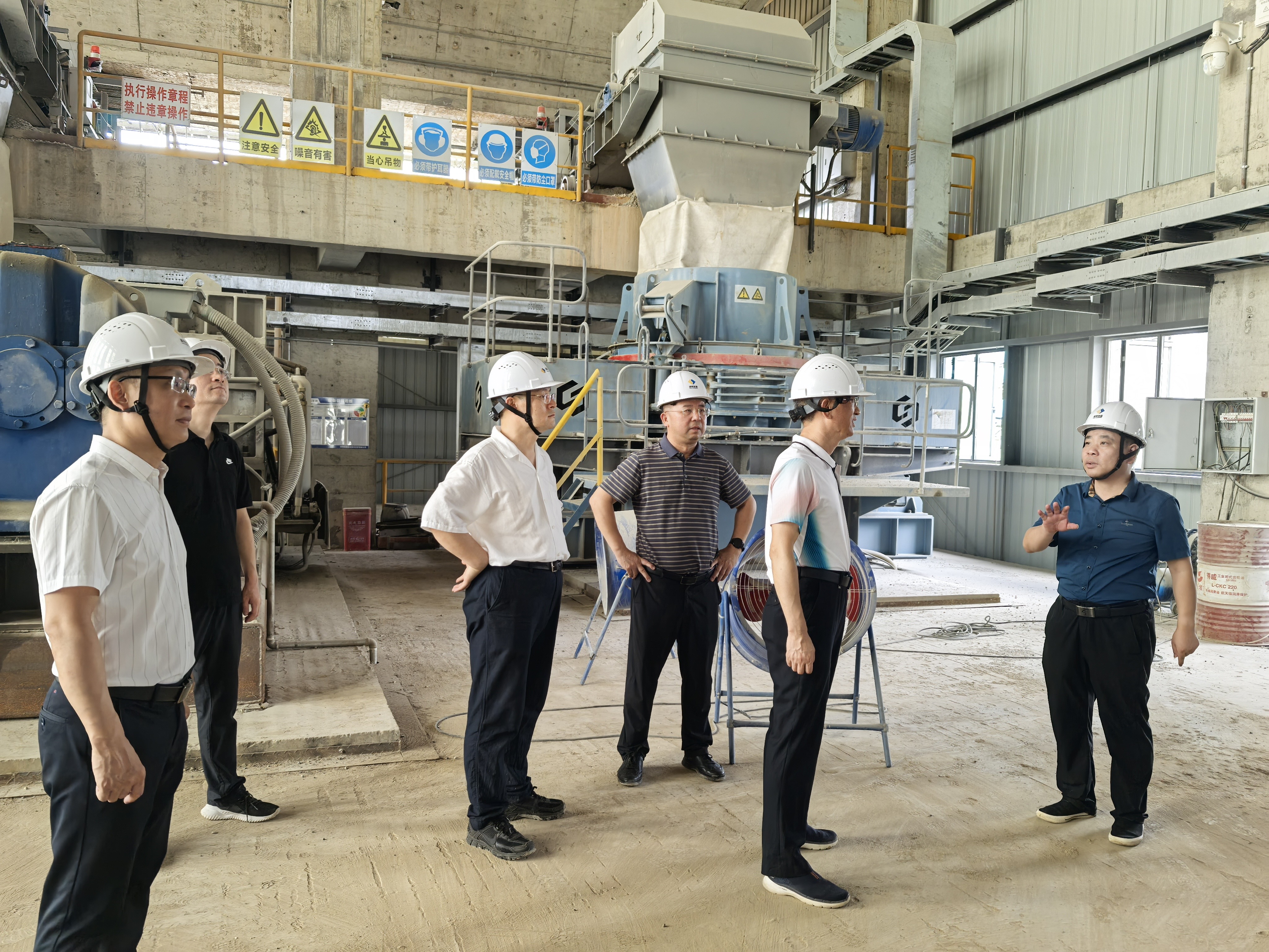 半岛online(中国)外部董事赴部分所属企业调研