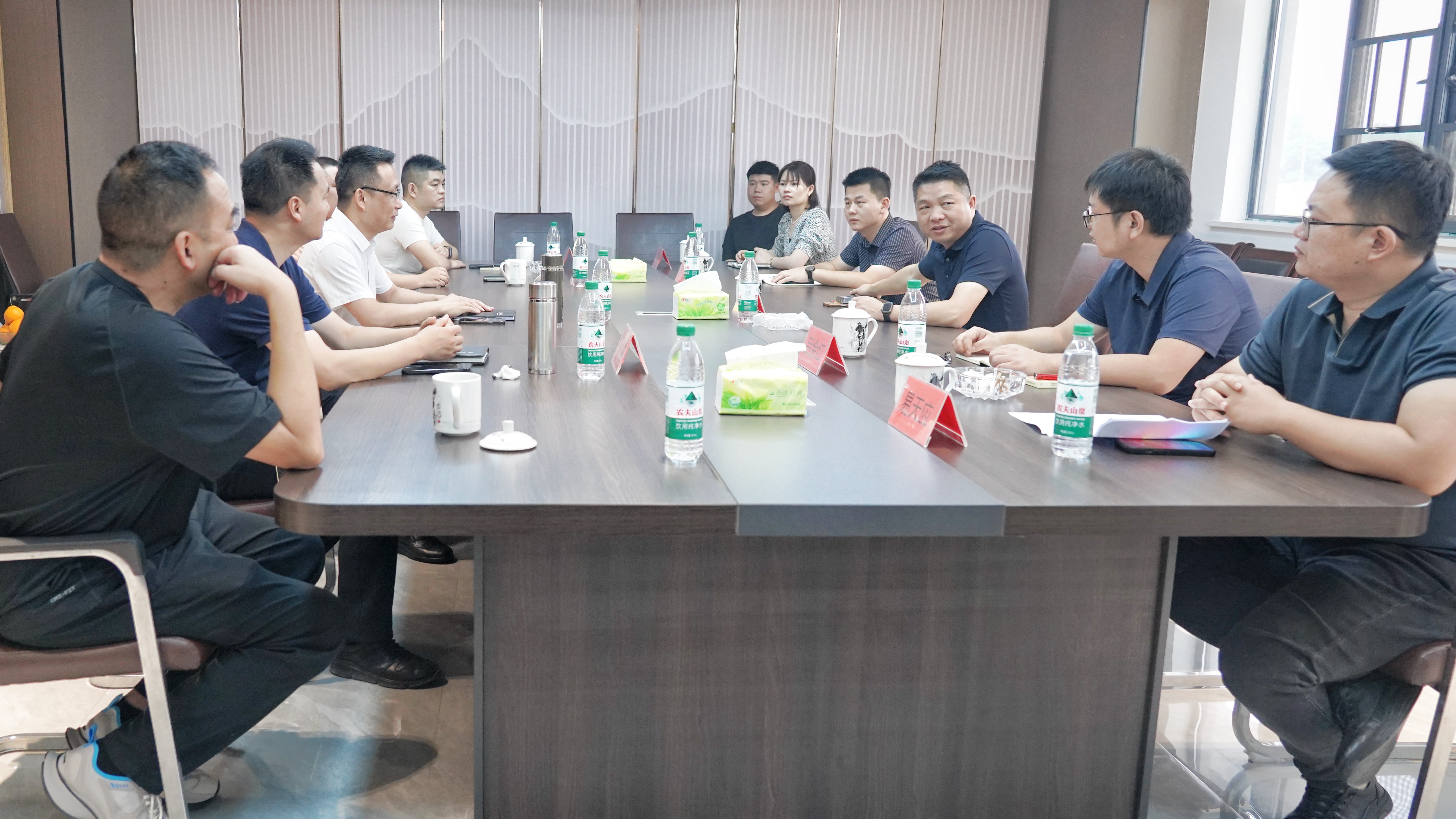 湖南港发集团赴半岛online(中国)益沅公司开展合作交流